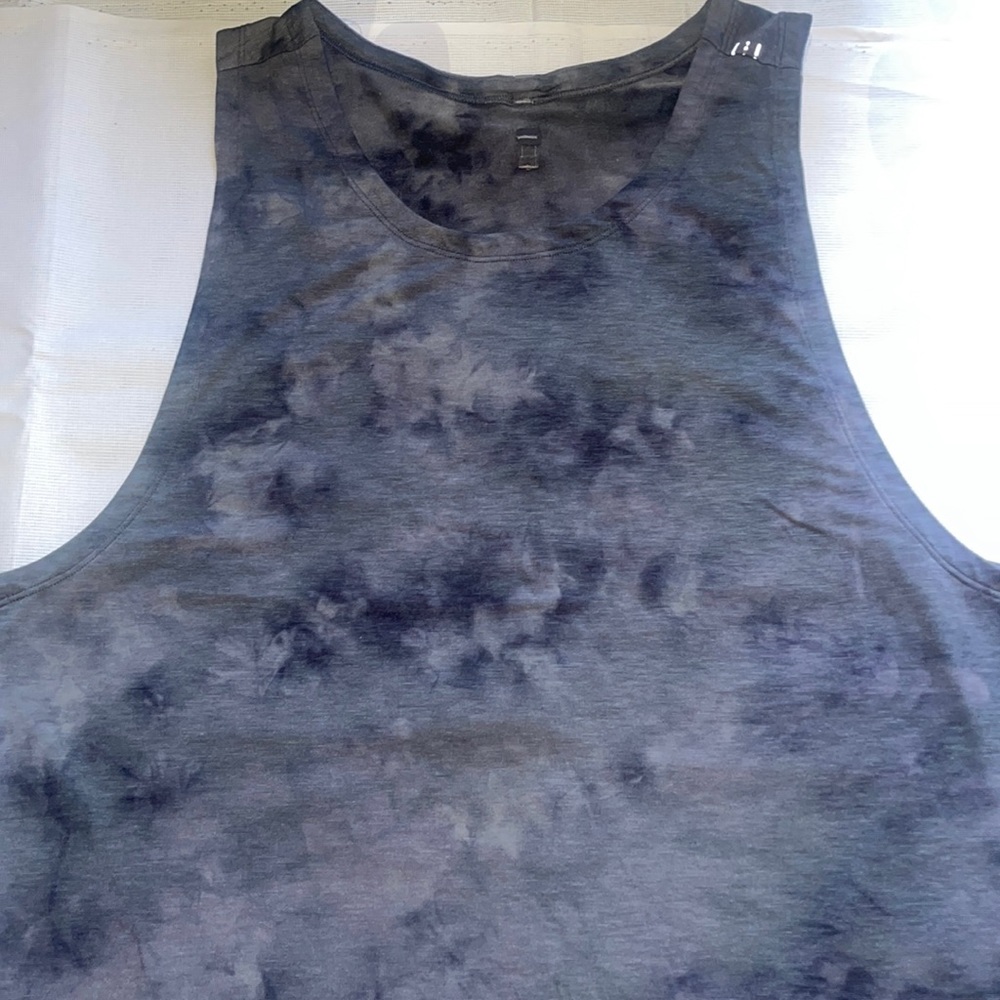 Lululemon Mens Tank L98-021/LTT Size L